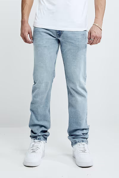 CLEAN STRAIGHT FIT - LIGHT BLUE