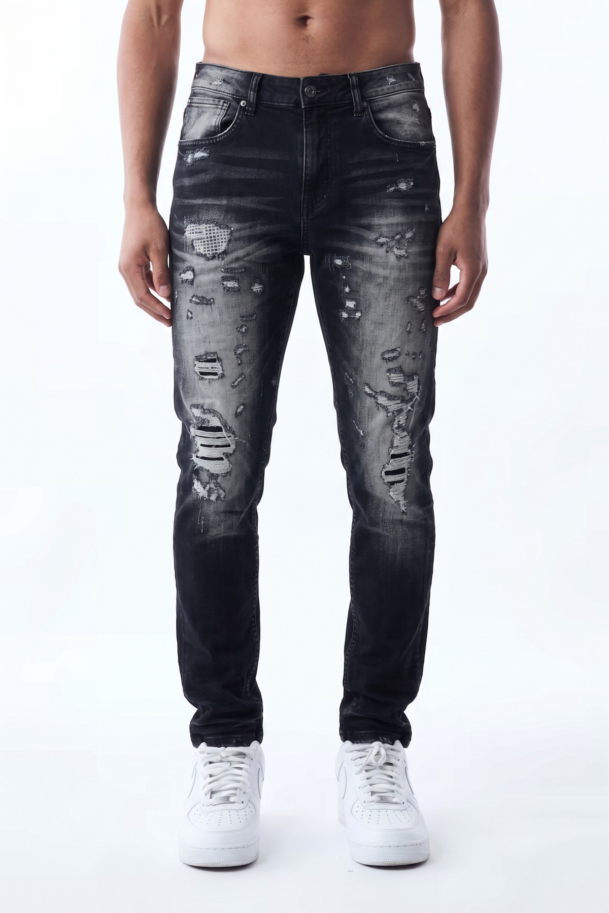 SLIM STRAIGHT JEAN - BLACK