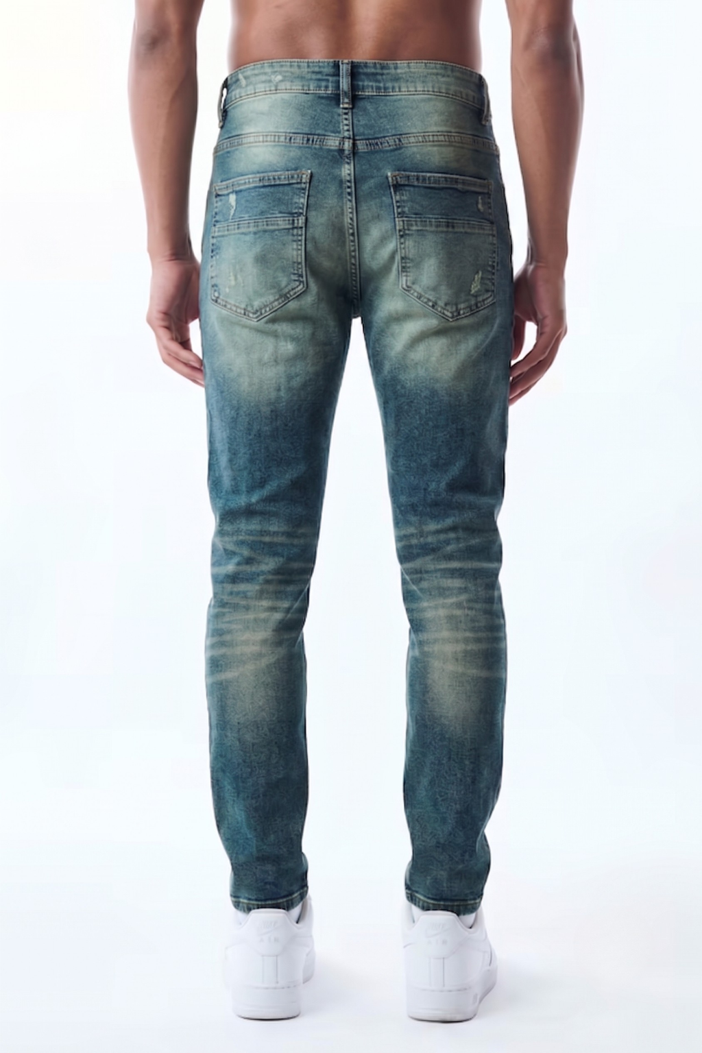SLIM STRAIGHT JEAN - TINT