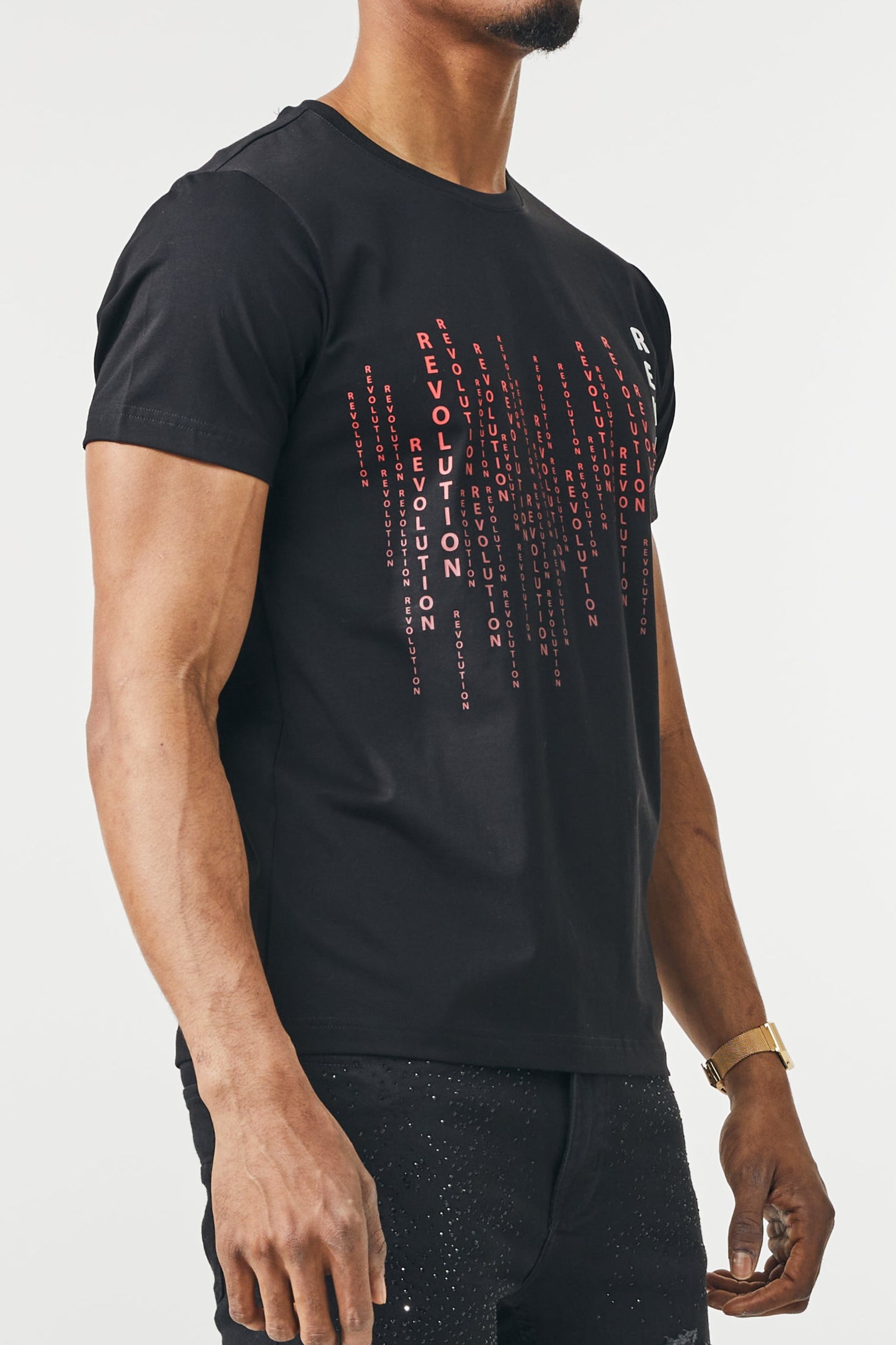 REVOLUTION - BLACK