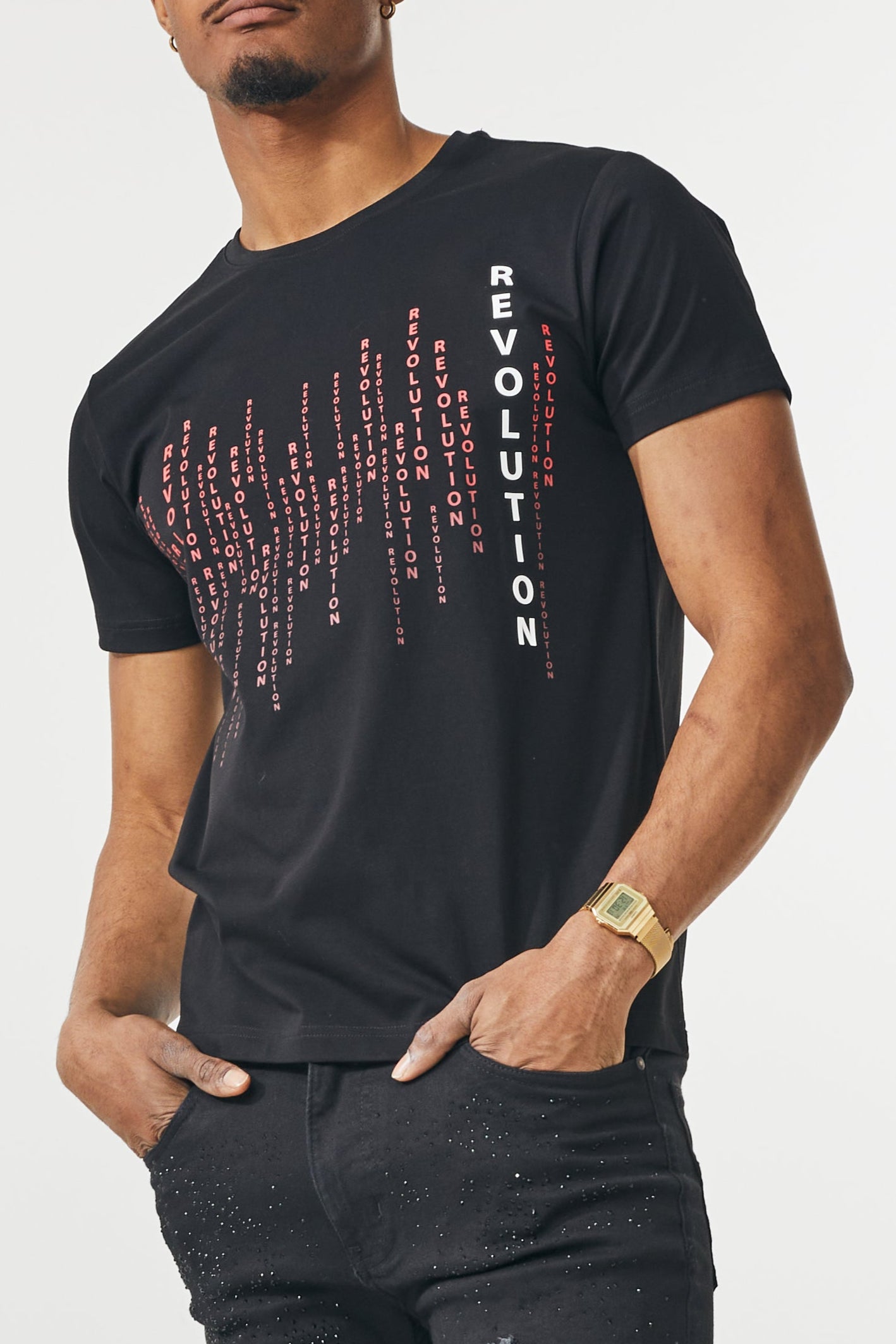 REVOLUTION - BLACK