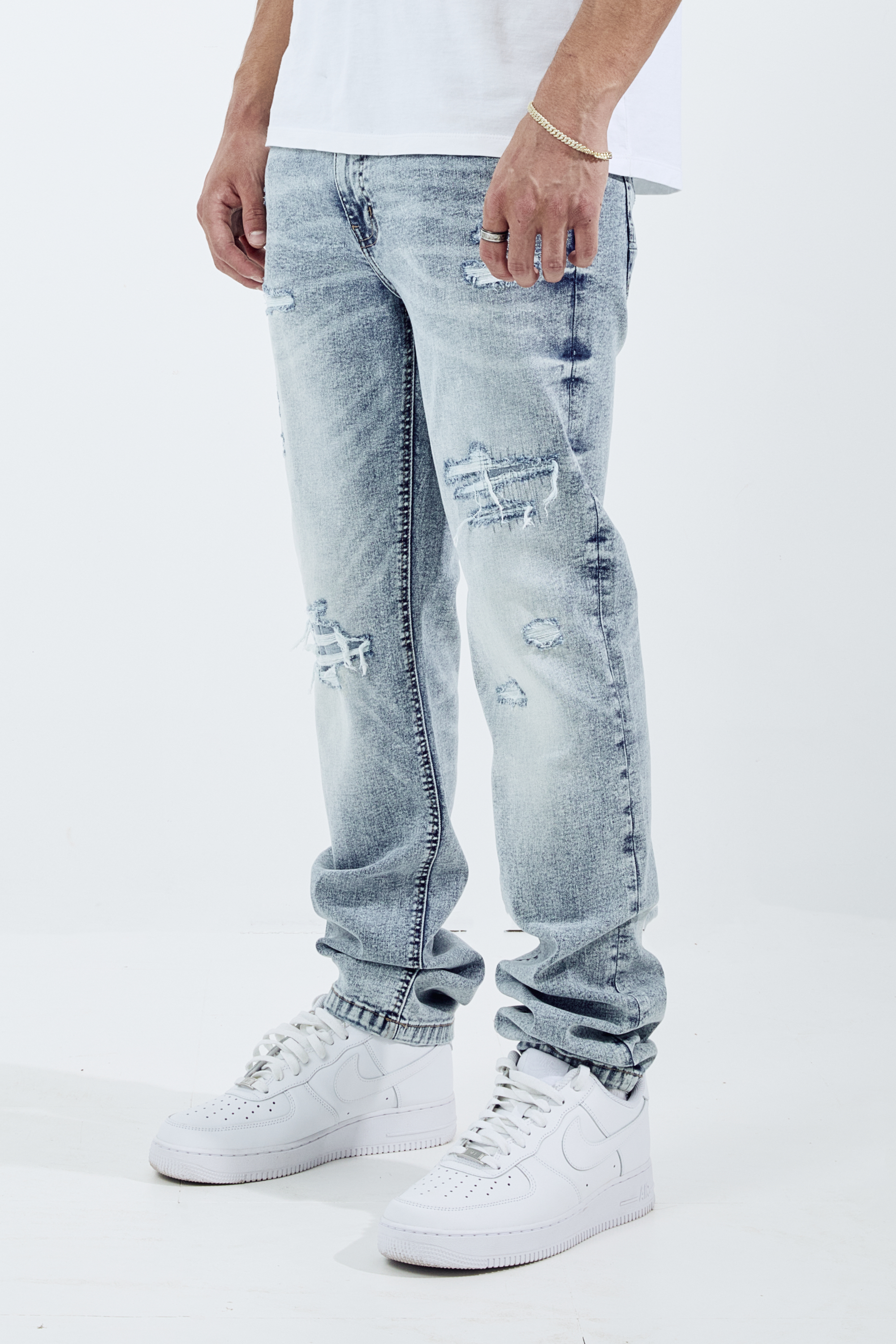 ATHLETIC FIT - ICE BLUE