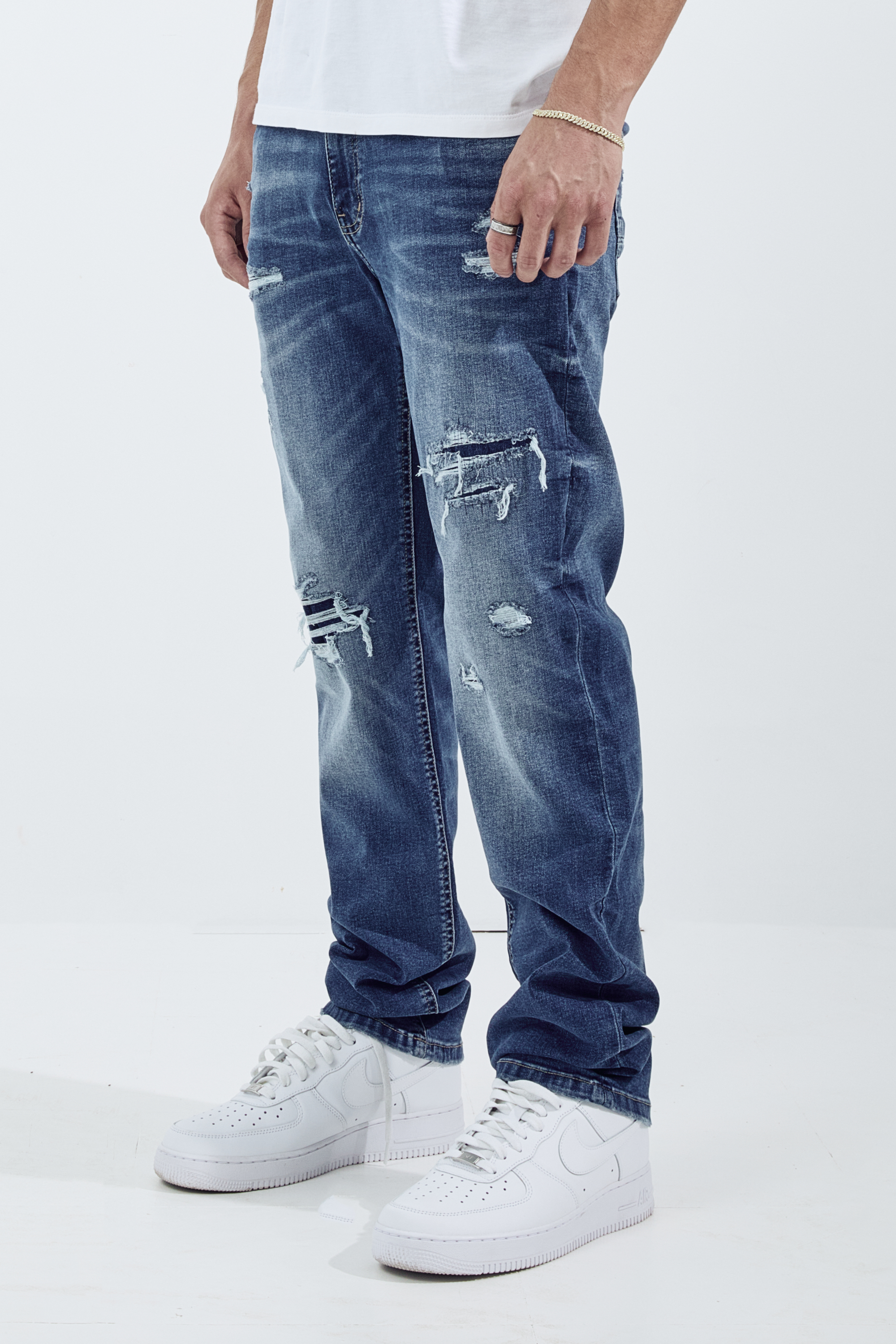 ATHLETIC FIT - MEDIUM BLUE