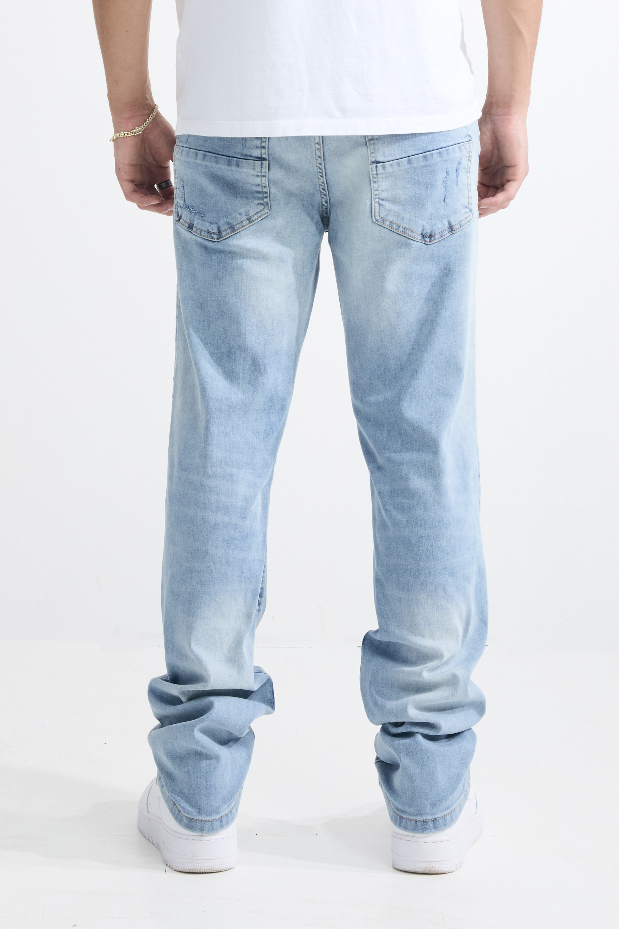 ATHLETIC FIT - LIGHT BLUE