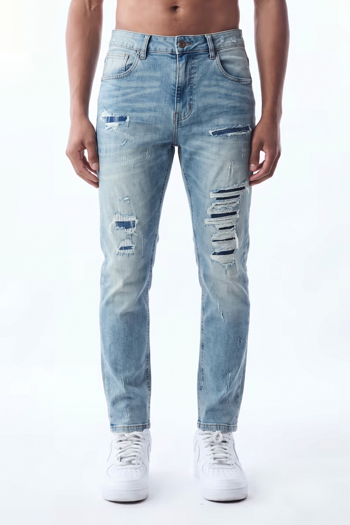 SLIM STRAIGHT JEAN - LIGHT BLUE
