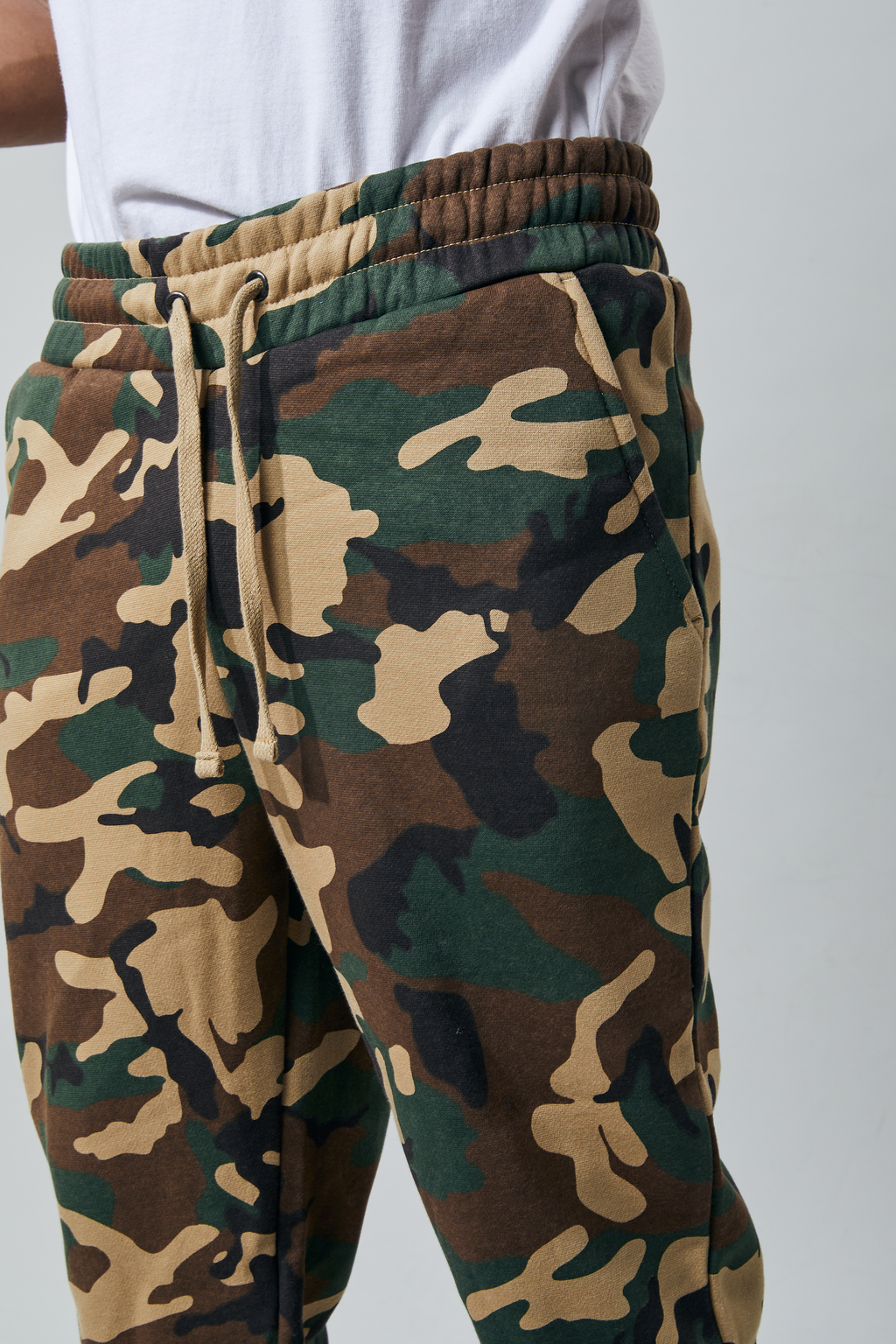 FLEECE - WOODLAND CAMO