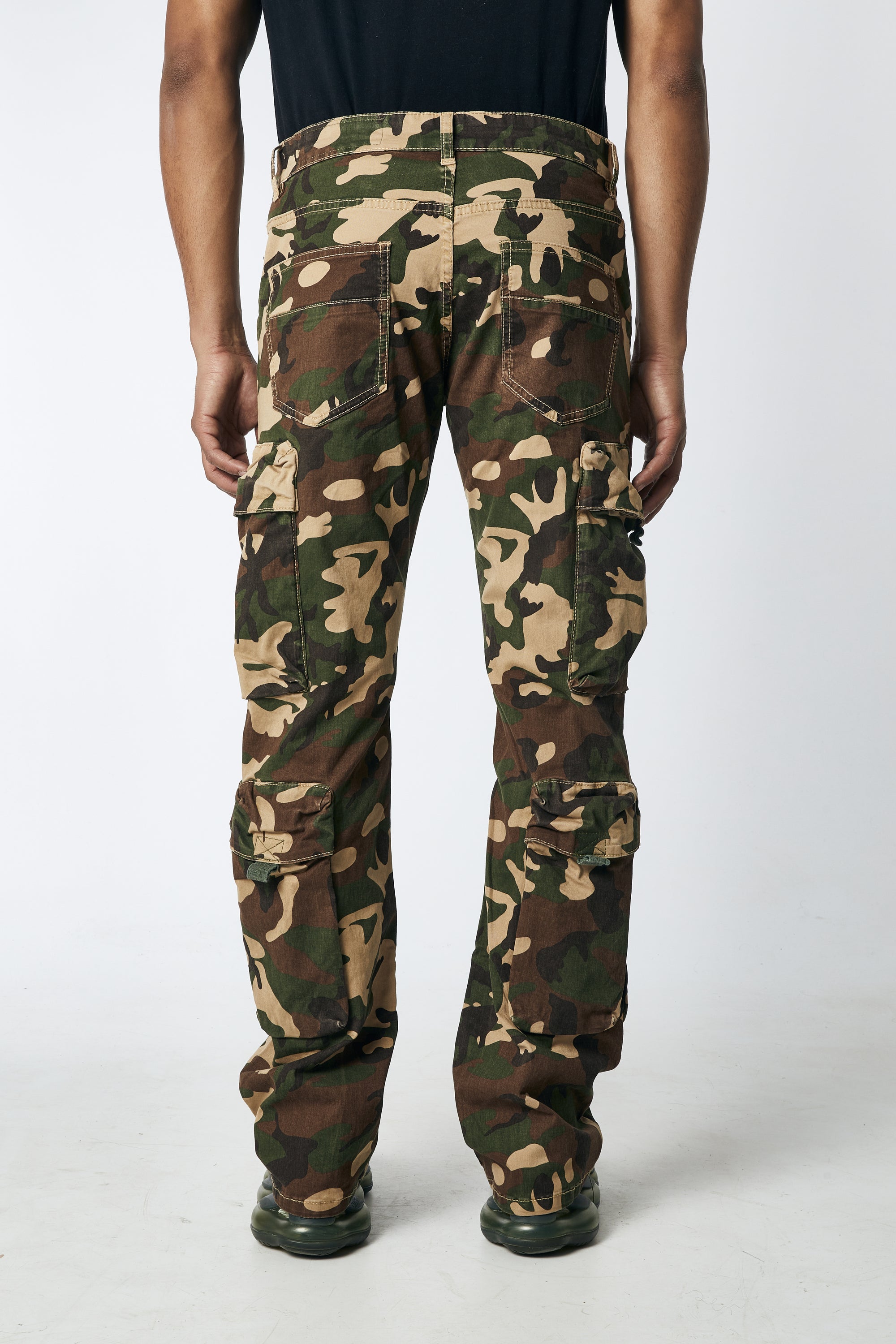 FLARE - WOODLAND CARGO