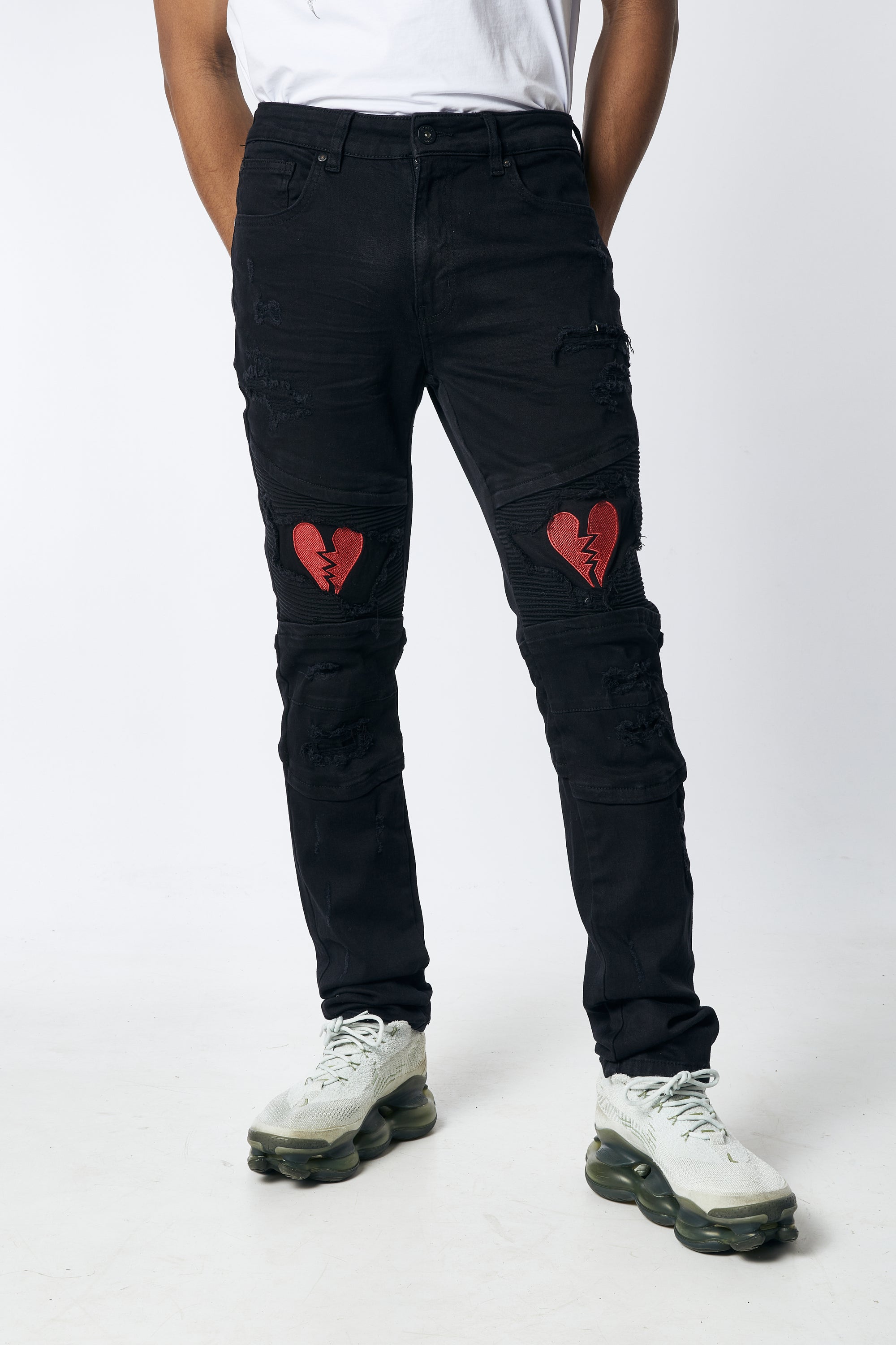 BROKEN HEART - JET BLACK