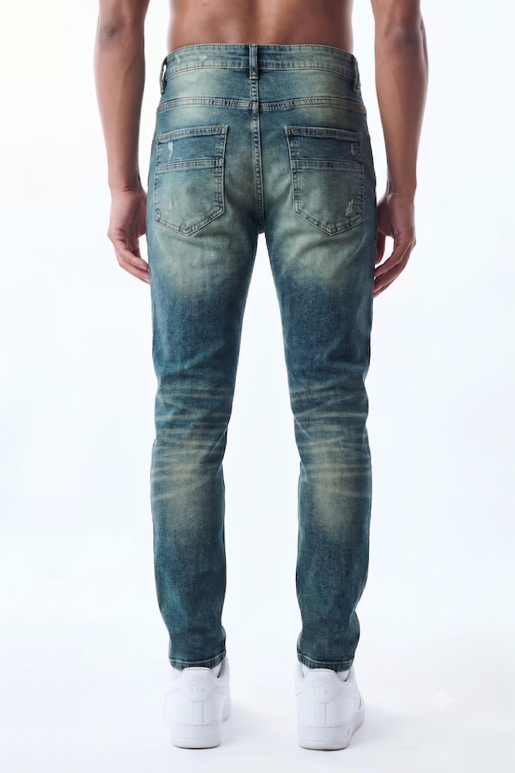 SLIM STRAIGHT JEAN - BLUE TINT