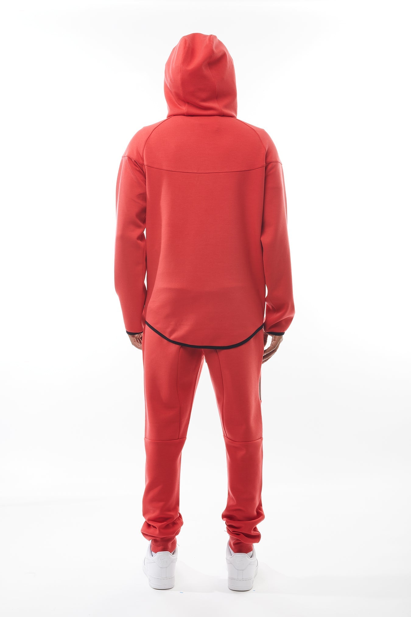 Tech Fleece Set in University Red - M.SOCIETY